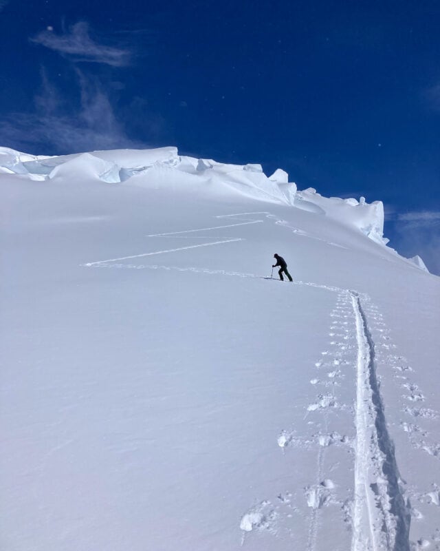 Alaska Backcountry Skiing Expedition - Image 4